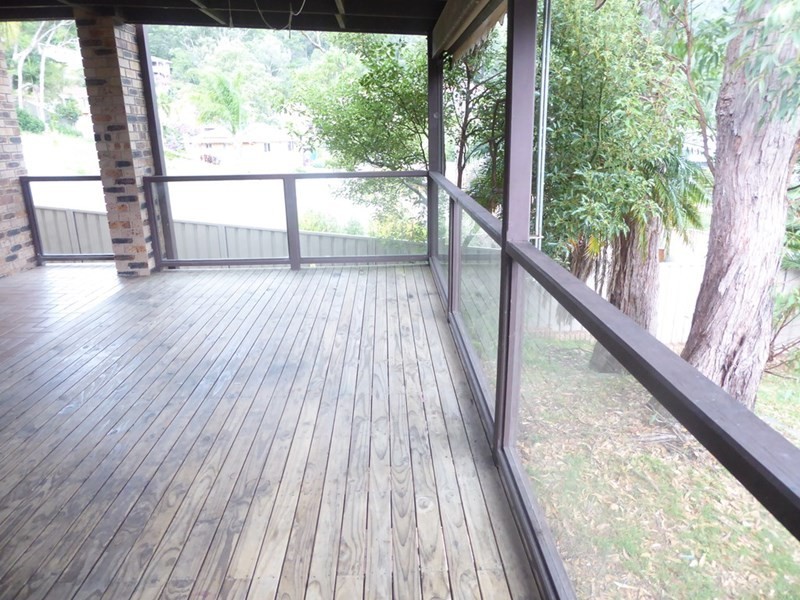 54 Yugari Crescent, Daleys Point NSW 2257