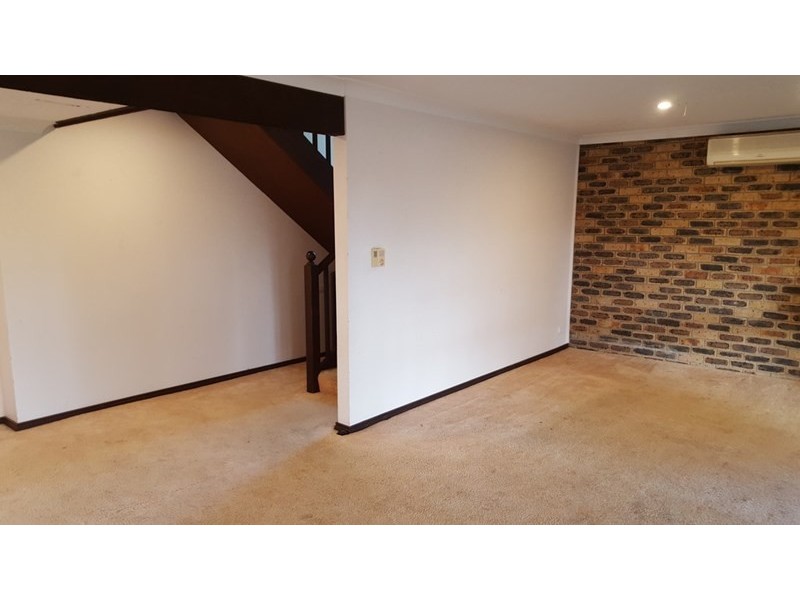 54 Yugari Crescent, Daleys Point NSW 2257