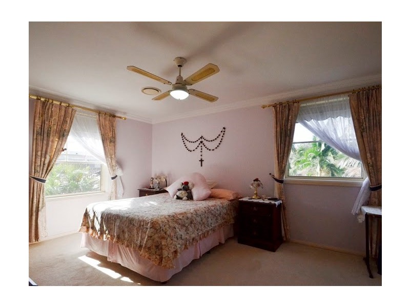 9 Admiralty Place, Umina Beach NSW 2257