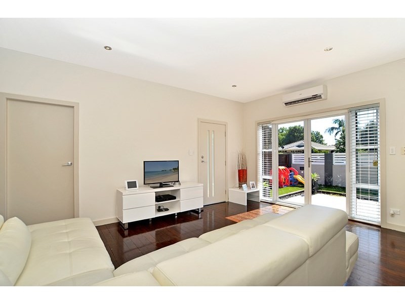 16 Clifford Street, Umina Beach NSW 2257