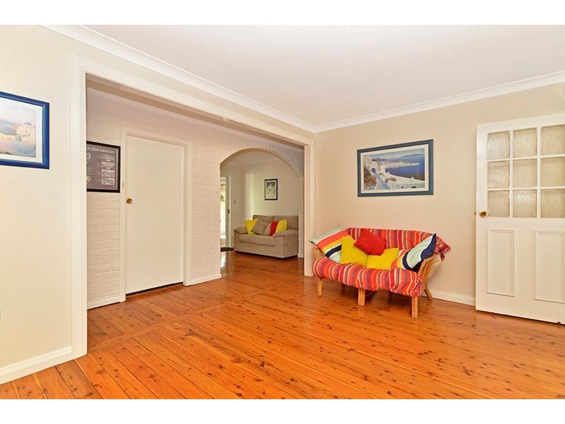 39 Breeze Street, Umina Beach NSW 2257