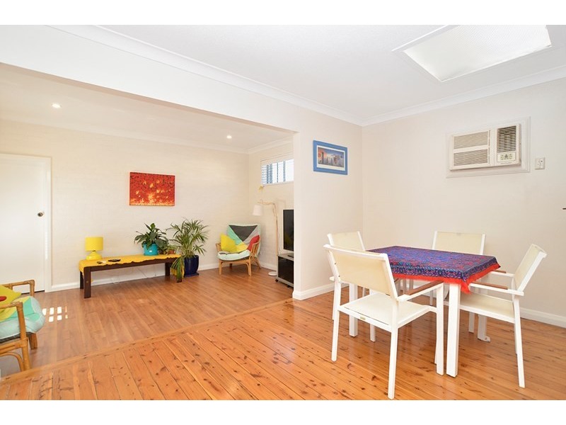 39 Breeze Street, Umina Beach NSW 2257