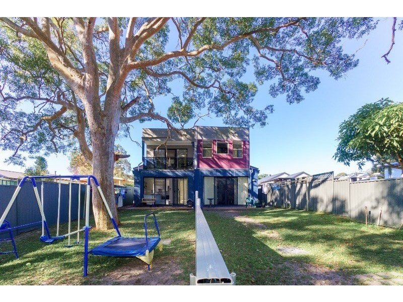 1 and 2/32 Kallaroo Road, Umina Beach NSW 2257