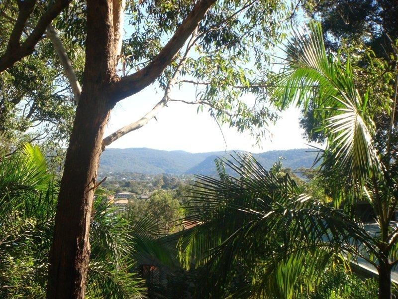 48 Yugari Crescent, Daleys Point NSW 2257