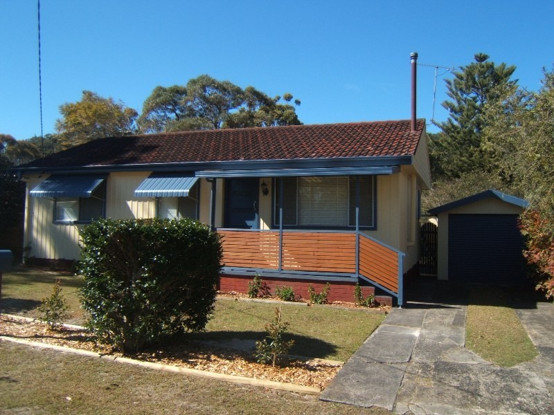 24 Springwood Avenue, Blackwall NSW 2256