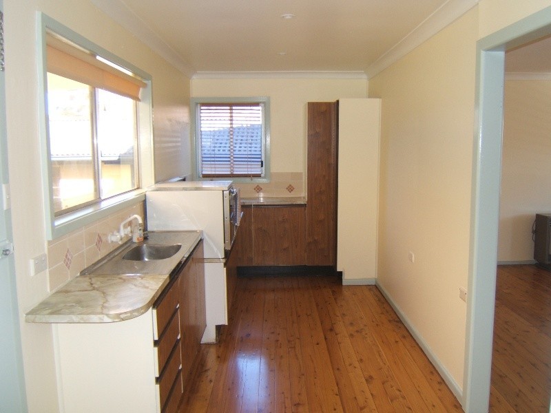 24 Springwood Avenue, Blackwall NSW 2256