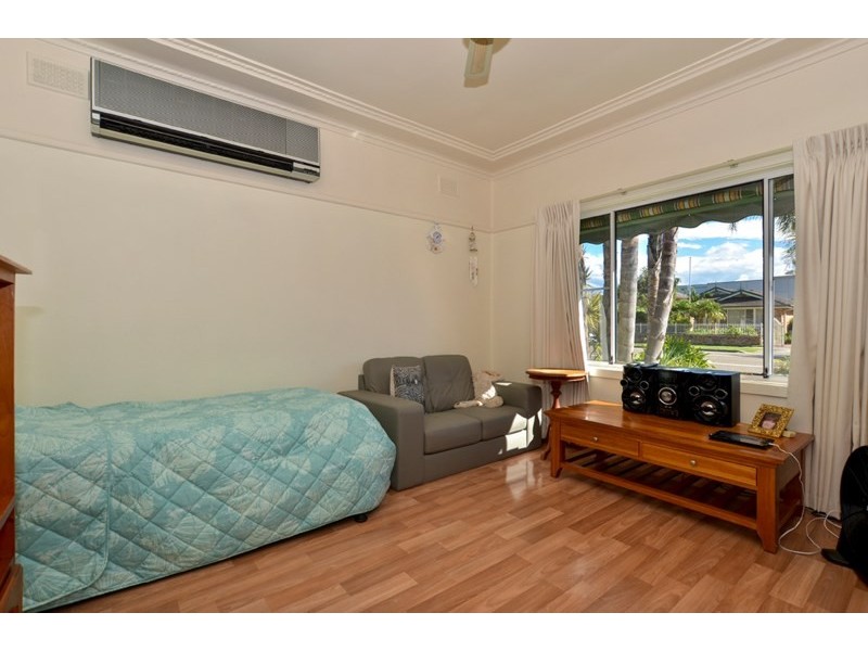 6 Norman Street, Umina Beach NSW 2257