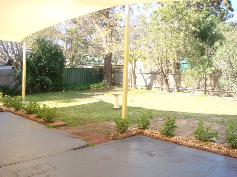 24 Springwood Avenue, Blackwall NSW 2256