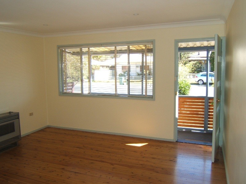 24 Springwood Avenue, Blackwall NSW 2256