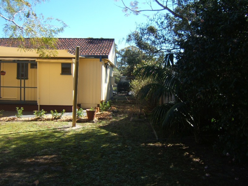 24 Springwood Avenue, Blackwall NSW 2256