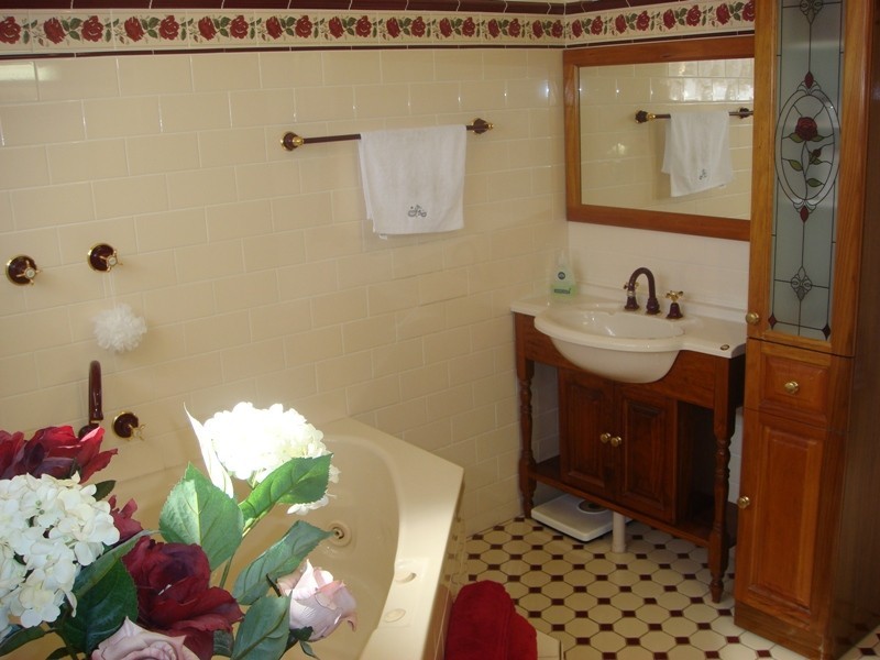 16 Corner Rosewood Drive/Veron Road, Umina Beach NSW 2257