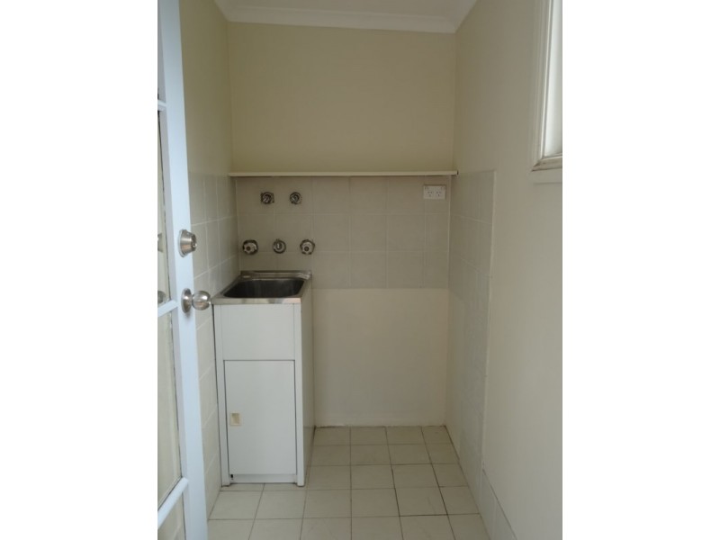 27 Barrenjoey Road, Ettalong Beach NSW 2257