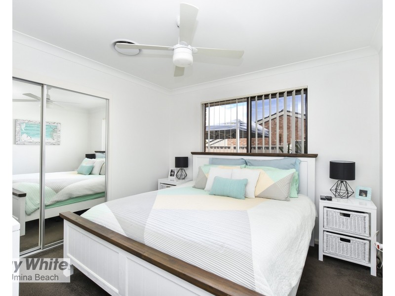 2/27 South Street, Umina Beach NSW 2257