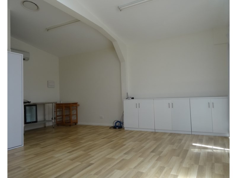 15B Waterloo Avenue, Woy Woy NSW 2256