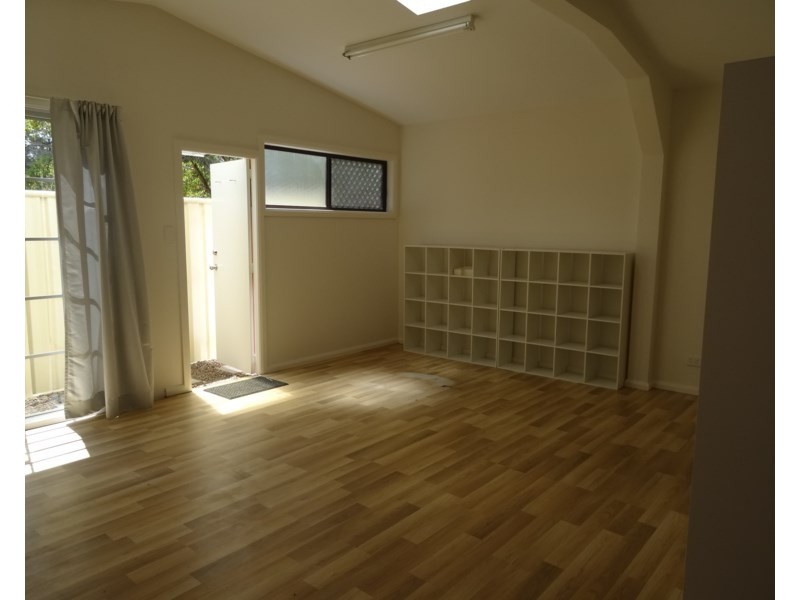 15B Waterloo Avenue, Woy Woy NSW 2256