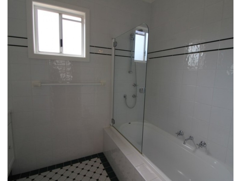 80 Adelaide Avenue, Umina Beach NSW 2257