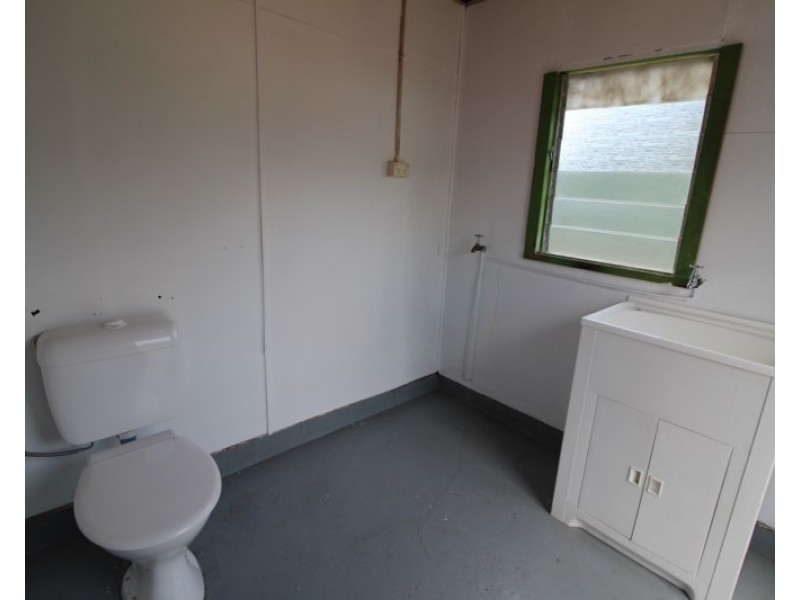 80 Adelaide Avenue, Umina Beach NSW 2257