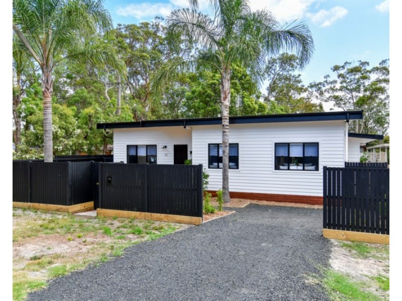 15 Wyoming Street, Blackwall NSW 2256