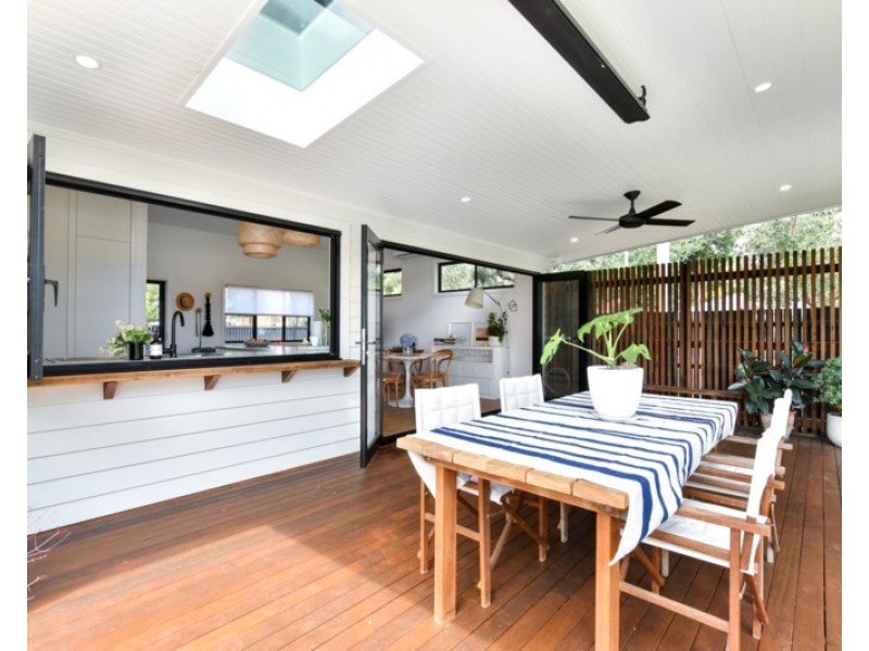 15 Wyoming Street, Blackwall NSW 2256