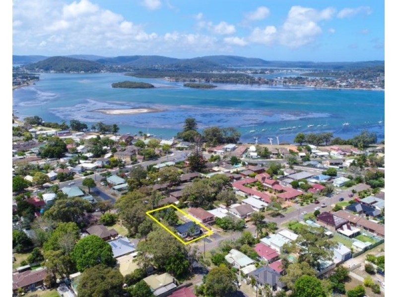 15 Wyoming Street, Blackwall NSW 2256