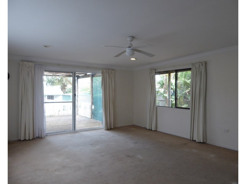 34 Adelaide Avenue, Umina Beach NSW 2257