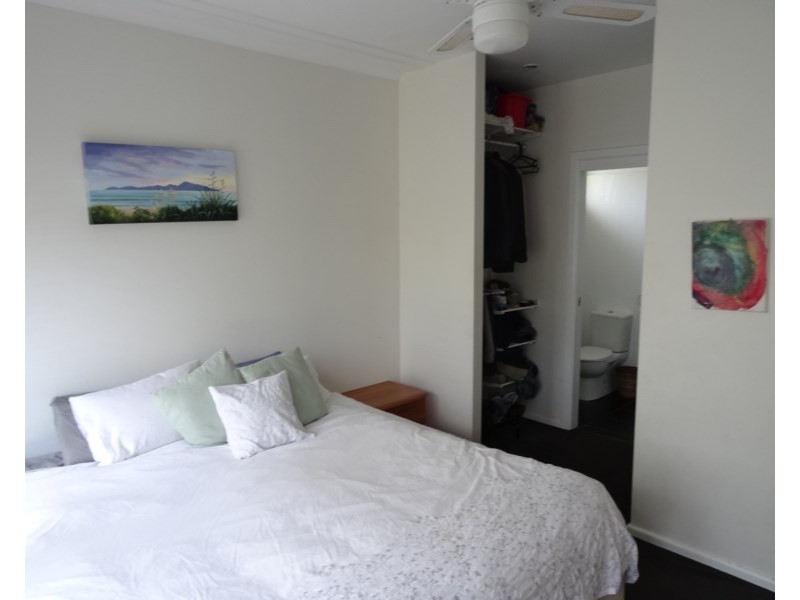 1 Crown Road, Umina Beach NSW 2257