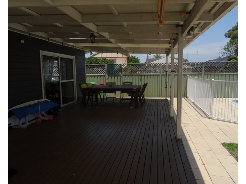 1 Crown Road, Umina Beach NSW 2257