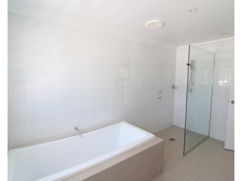 52 Cambridge Street, Umina Beach NSW 2257