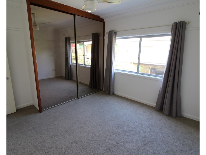 42 Taylor Street, Woy Woy Bay NSW 2256