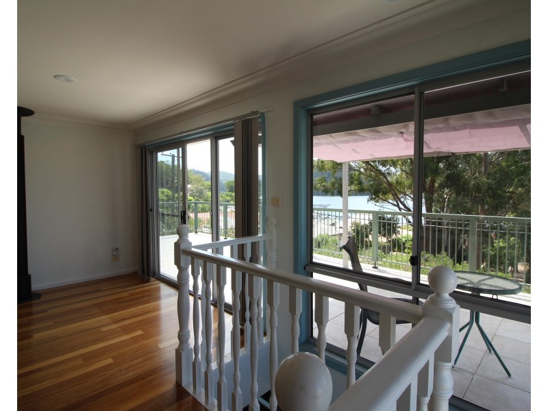 42 Taylor Street, Woy Woy Bay NSW 2256