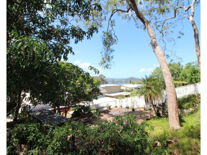 42 Taylor Street, Woy Woy Bay NSW 2256