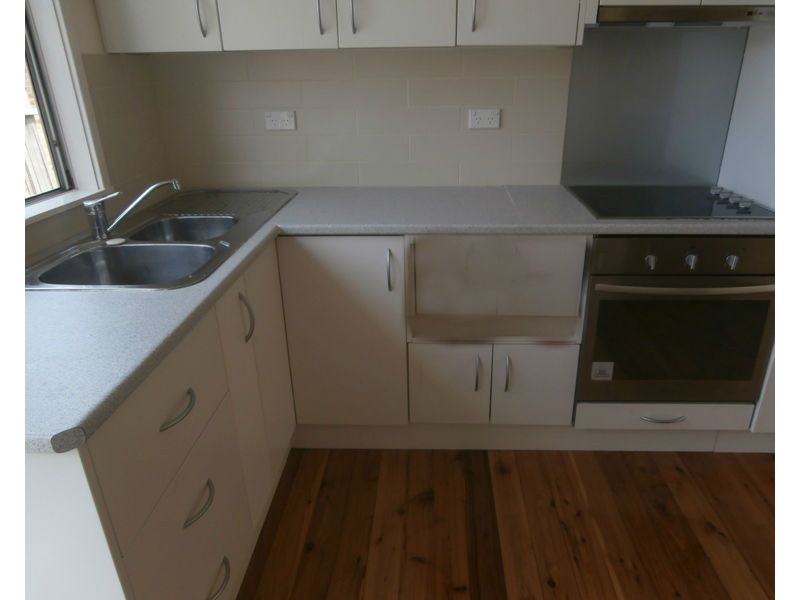 2/37 Angler Street, Woy Woy NSW 2256