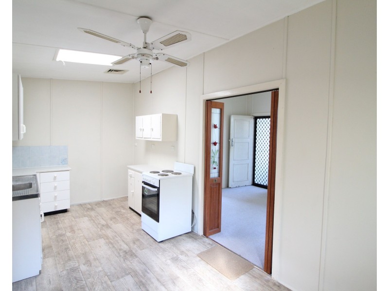 27 Hobart Avenue, Umina Beach NSW 2257