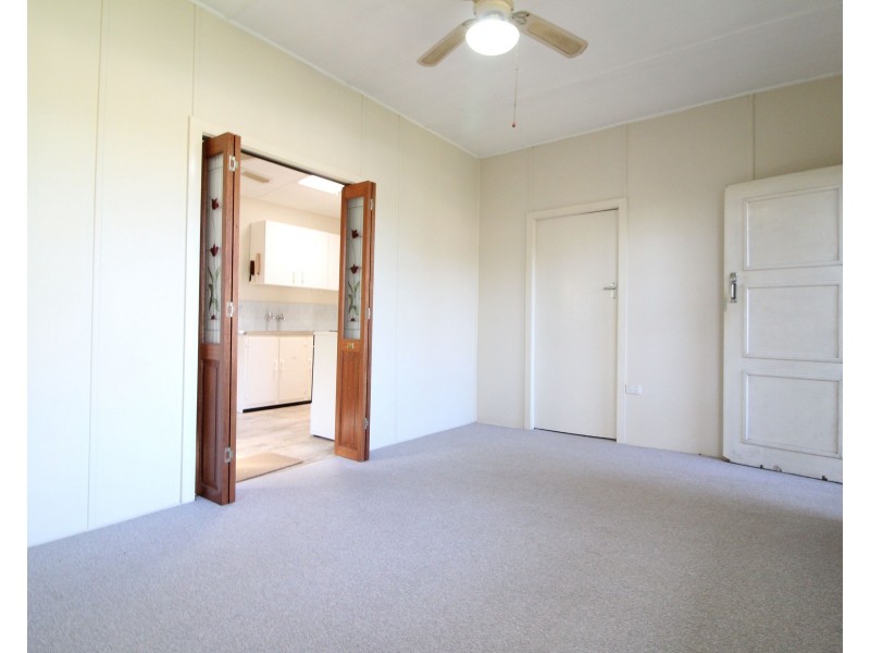 27 Hobart Avenue, Umina Beach NSW 2257