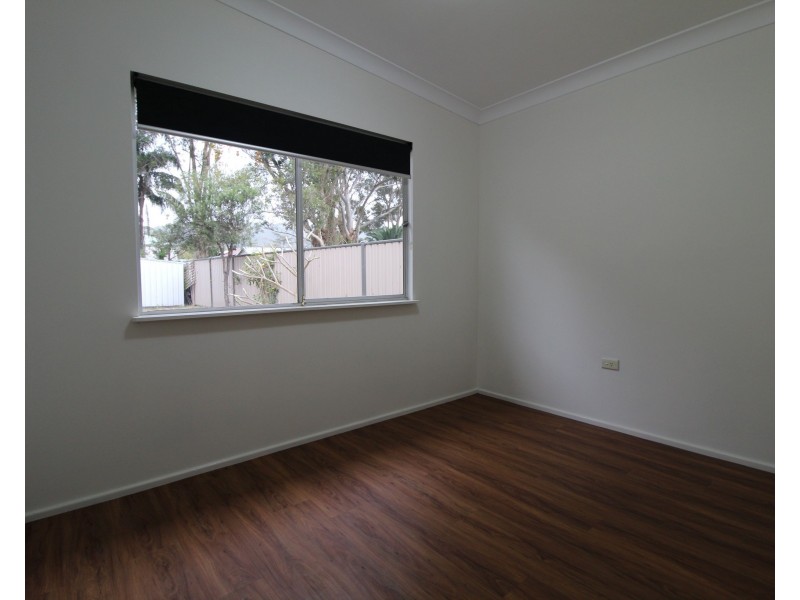 16 Trafalgar Avenue, Woy Woy NSW 2256