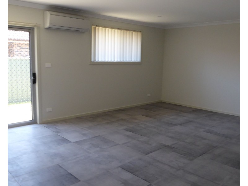 2/446 Ocean Beach Road, Umina Beach NSW 2257