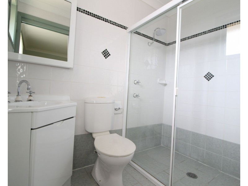 2/62 Victoria Road, Woy Woy NSW 2256