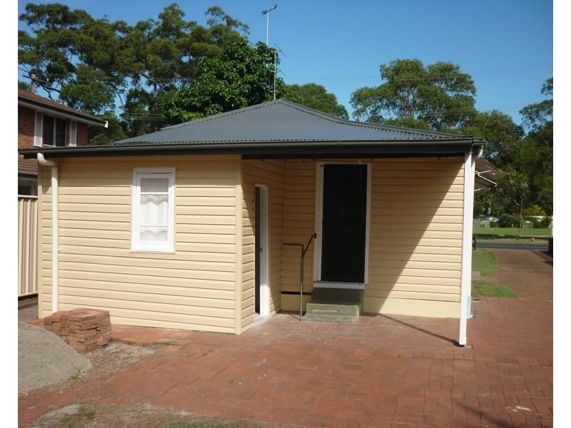 12 Picnic Parade, Ettalong Beach NSW 2257