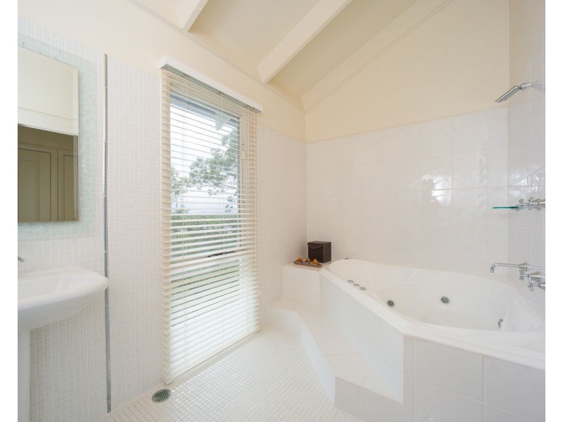 137 Mt Ettalong Road, Umina Beach NSW 2257