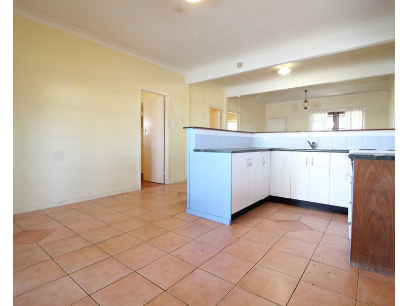 52 Dunalban Avenue, Woy Woy NSW 2256