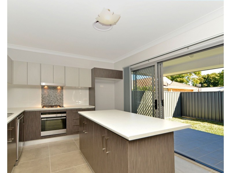 2/76 Cambridge Street, Umina Beach NSW 2257