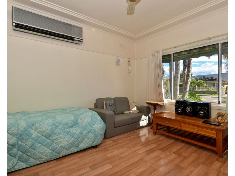 6 Norman Street, Umina Beach NSW 2257