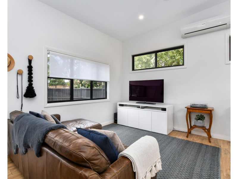 15 Wyoming Street, Blackwall NSW 2256