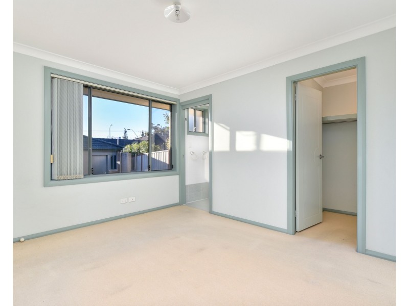 2/62 Victoria Road, Woy Woy NSW 2256