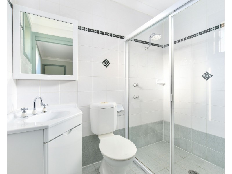 2/62 Victoria Road, Woy Woy NSW 2256