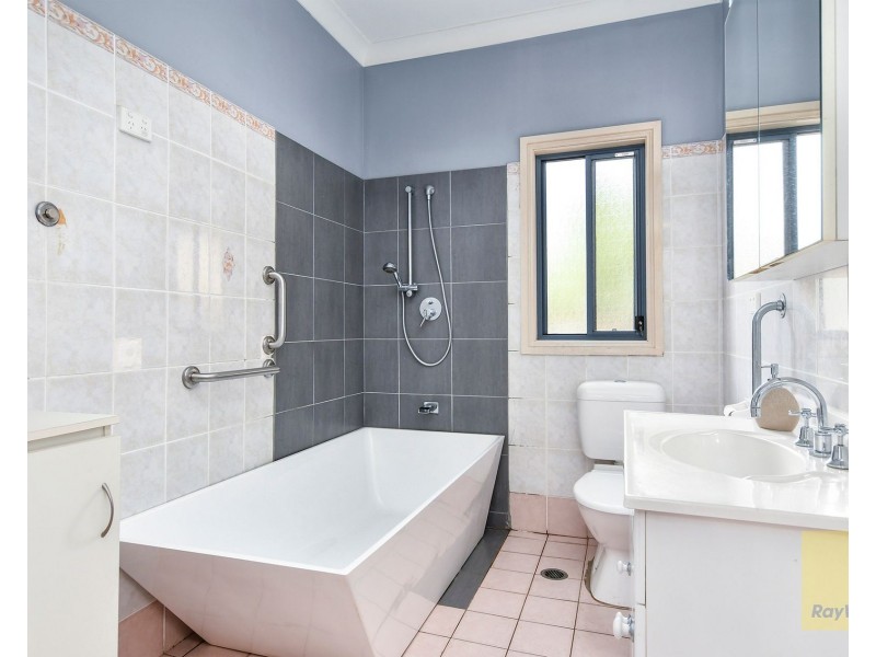 2 Warrah Street, Ettalong Beach NSW 2257