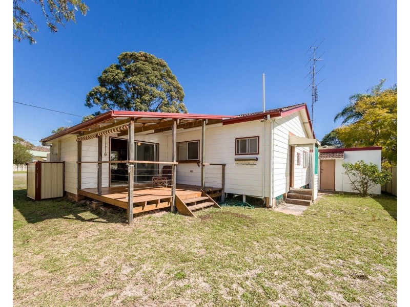 15 Walford Street, Woy Woy NSW 2256