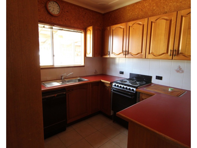 15 Walford Street, Woy Woy NSW 2256