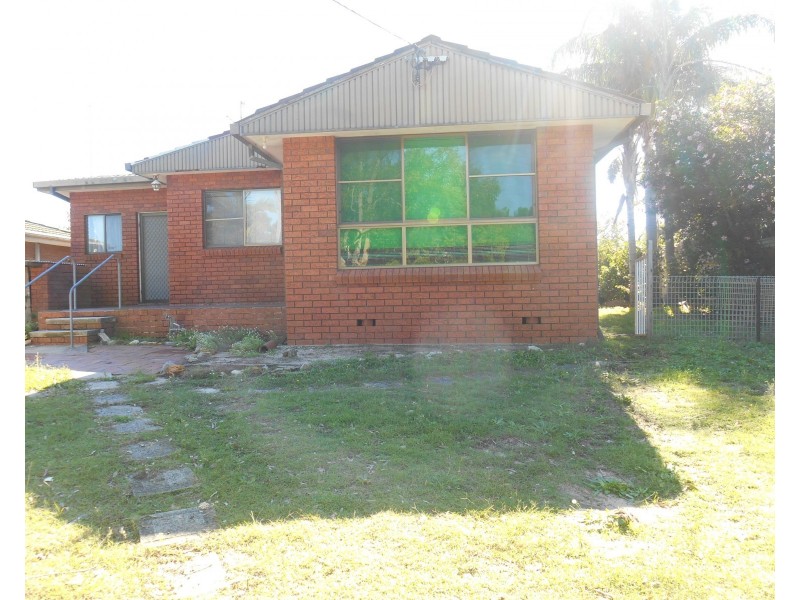 9 Cambridge Street, Umina Beach NSW 2257