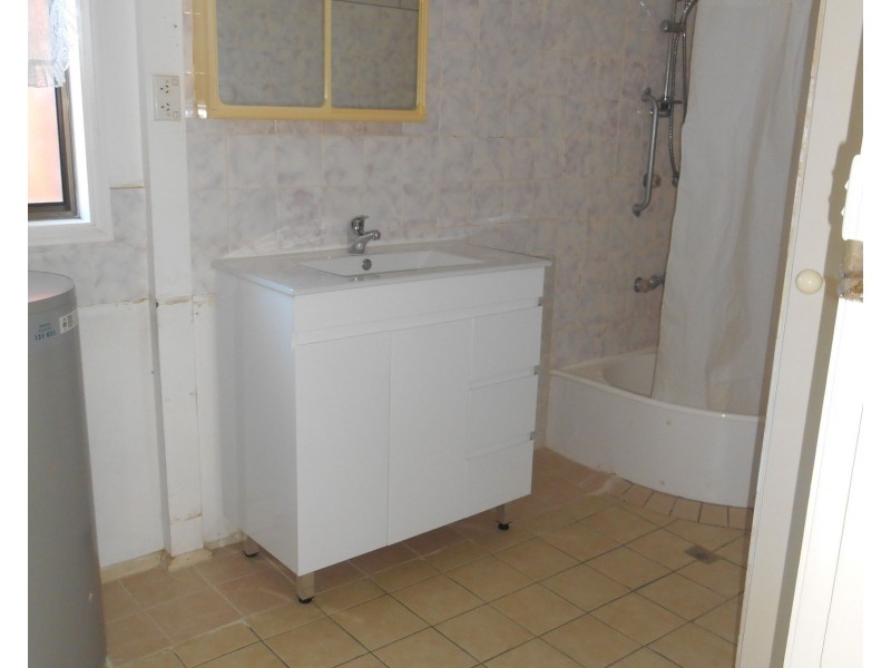 9 Cambridge Street, Umina Beach NSW 2257